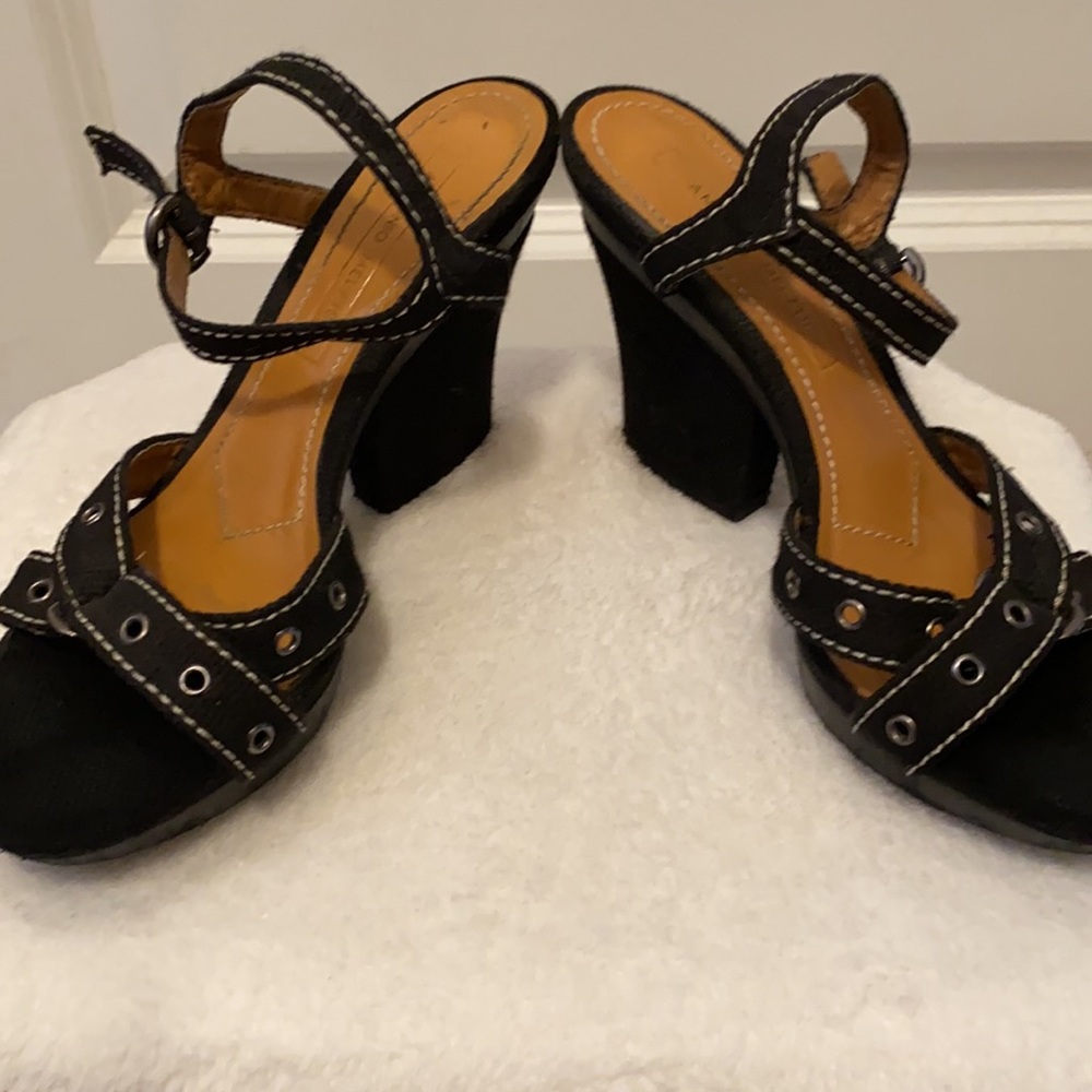LAST CHANCE!!! Antonio Melani: Black Strap Wedge Heels size 8 - Picture 2 of 8